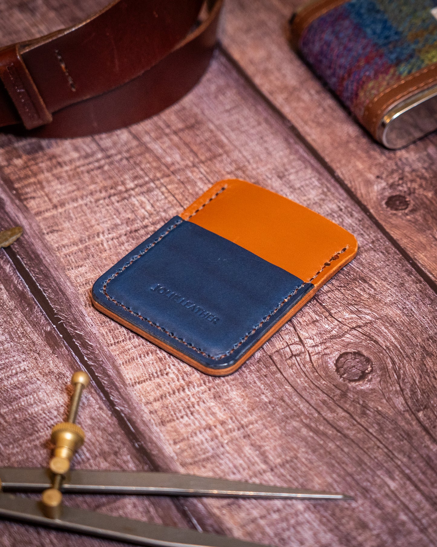 Minimalist Portrait Wallet Tan/Blue