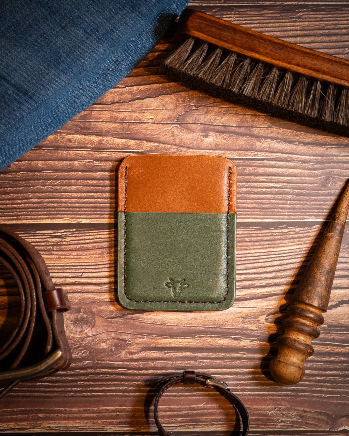 Minimalist Portrait Wallet Tan/Green