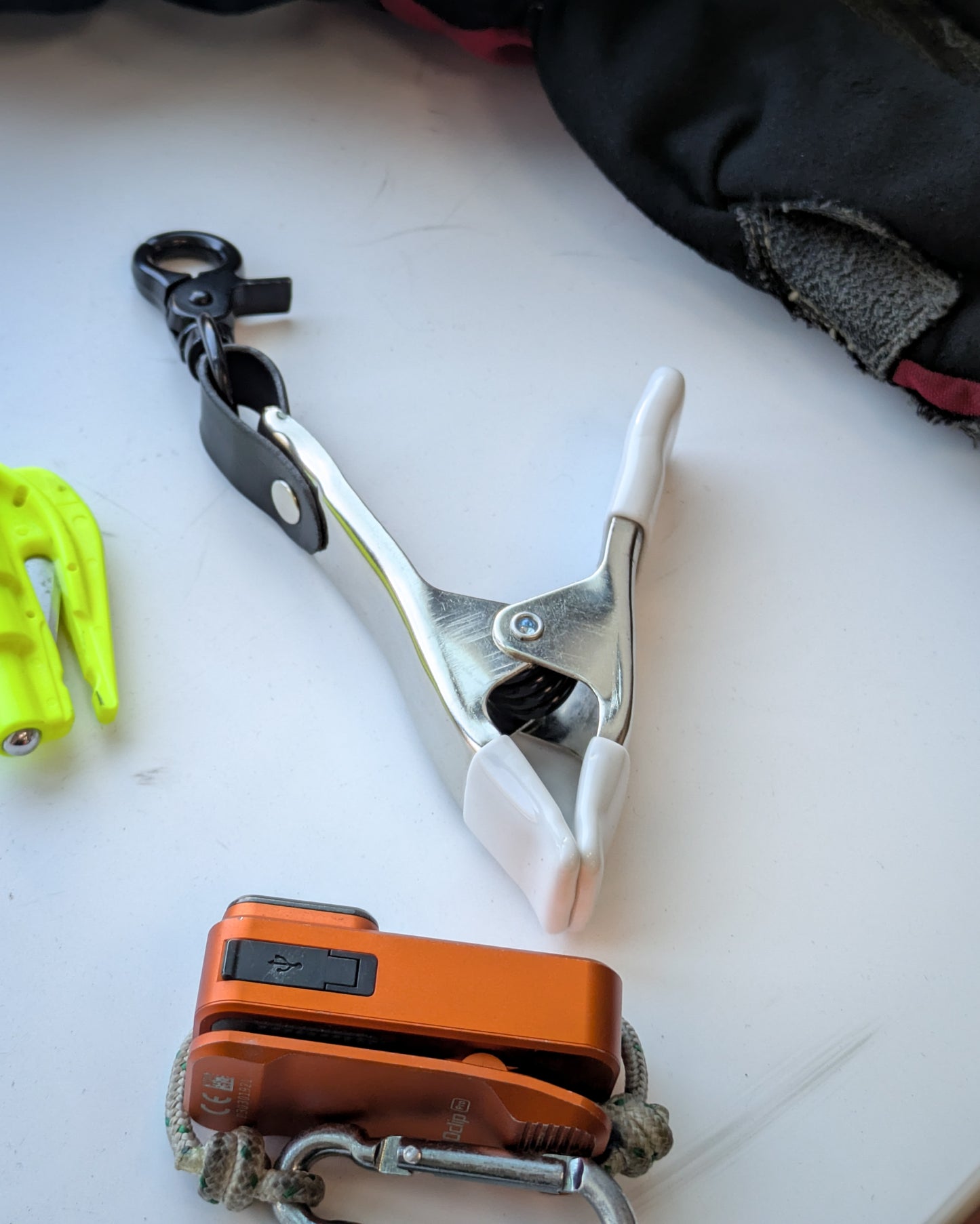 Glove holder