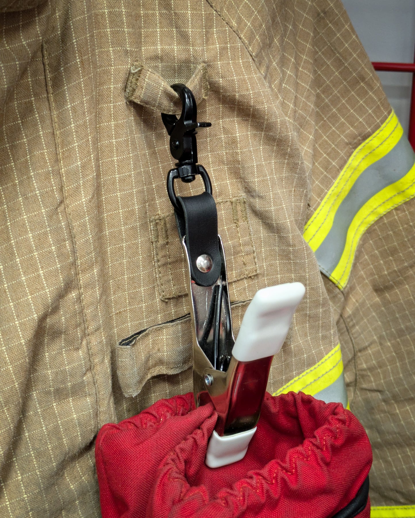 Glove holder